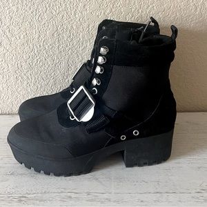 Steve Madden Platform Lace-up Booties